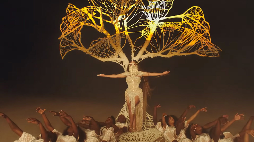 A Gazeta | Veja todos os 10 looks fabulosos que Beyoncé usou no clipe ...